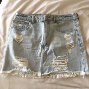 Forever 21 ripped denim skirt
